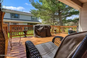 411 Danbury Ln, East Brunswick Township, NJ 08816 - Photo 23
