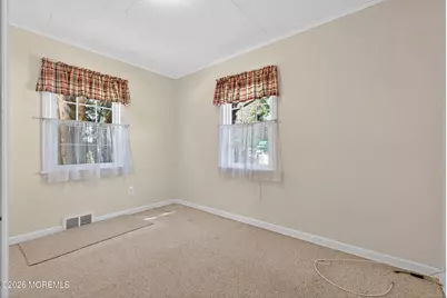 68 Davis Lane, Red Bank, NJ 07701 - Photo 17