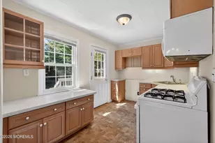 68 Davis Ln, Red Bank, NJ 07701 - Photo 5