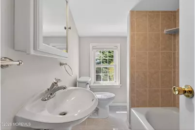 68 Davis Lane, Red Bank, NJ 07701 - Photo 15