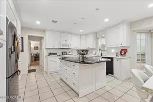 5 Crown Ct, Manalapan Township, NJ 07726 - Photo 21