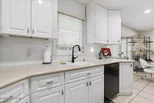5 Crown Ct, Manalapan Township, NJ 07726 - Photo 19
