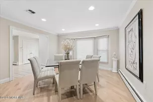 5 Crown Ct, Manalapan Township, NJ 07726 - Photo 11