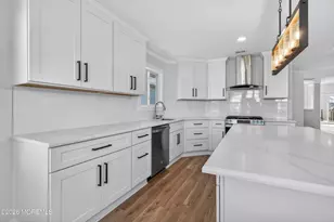 199 Canterbury Ln, Toms River Township, NJ 08757 - Photo 7
