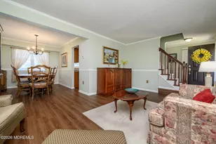 109 Concord Cir, Howell Township, NJ 07731 - Photo 5