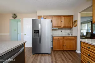 109 Concord Cir, Howell Township, NJ 07731 - Photo 13