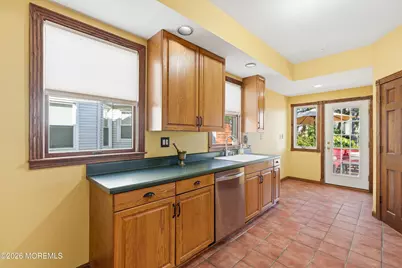 26 Chestnut Street, Red Bank, NJ 07701 - Photo 19