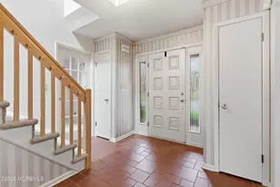 8 Roebling Ct, Leonardo, NJ 07737 - Photo 5