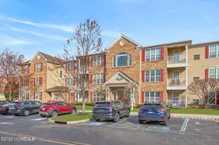326 Sophee Ln, Lakewood, NJ 08701 - Photo 3