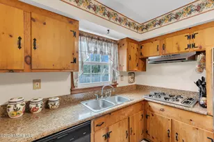 30 Brown Ave, Hazlet Township, NJ 07730 - Photo 13