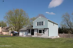 25 Taylors Mills Rd, Manalapan Township, NJ 07726 - Photo 3