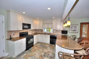 19 Centerboard Dr, Bayville, NJ 08721 - Photo 3
