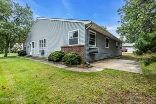 4B Pembroke Ln, Whiting, NJ 08759 - Photo 19