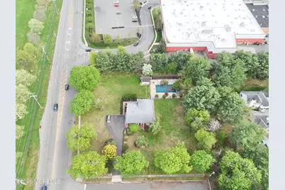 1 Flintlock Road, Freehold, NJ 07728 - Photo 39