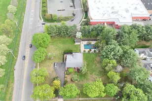 1 Flintlock Rd, Freehold, NJ 07728 - Photo 39