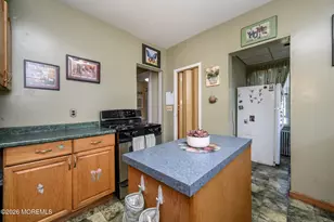 21 Willow St, Keansburg, NJ 07734 - Photo 11