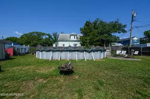 21 Willow St, Keansburg, NJ 07734 - Photo 33