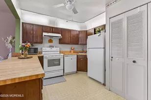 61 Hancock Ct, Red Bank, NJ 07701 - Photo 13