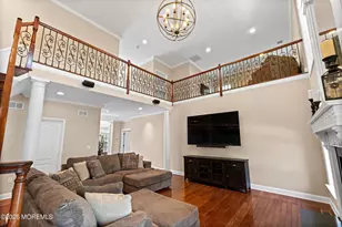 55 Hedgerow Ln, Manalapan Township, NJ 07726 - Photo 9