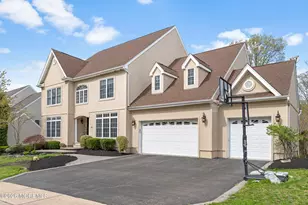 55 Hedgerow Ln, Manalapan Township, NJ 07726 - Photo 3
