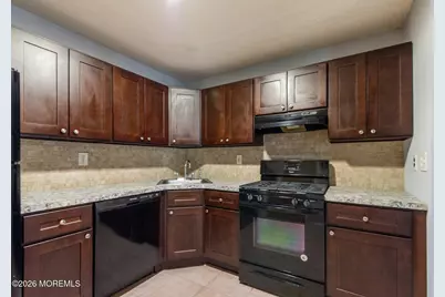 14-3 Sacramento Court, Freehold, NJ 07728 - Photo 9