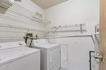 14-3 Sacramento Court, Freehold, NJ 07728 - Photo 11
