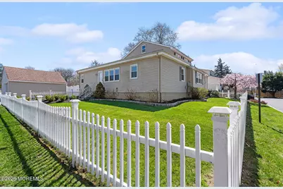 42 Lake Boulevard, Aberdeen Township, NJ 07747 - Photo 25