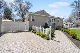 42 Lake Blvd, Aberdeen Township, NJ 07747 - Photo 21