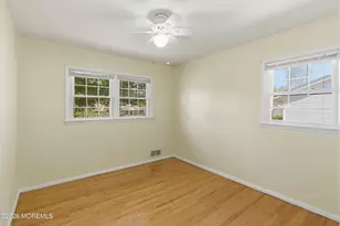 5 Lone Oak Rd, Middletown, NJ 07748 - Photo 11