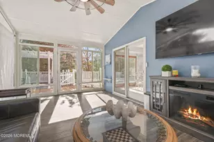 39 Tioga Dr, Howell Township, NJ 07731 - Photo 17