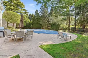11 Woodside Dr, Rumson, NJ 07760 - Photo 49