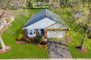 34 Peasley Dr, Marlboro Township, NJ 07746 - Photo 5