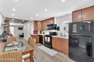 137 Maple Ave, Keansburg, NJ 07734 - Photo 9