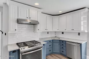 830 Dunlewy St, Asbury Park, NJ 07712 - Photo 9