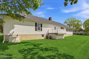 17 Church Ln, Manalapan Township, NJ 07726 - Photo 7