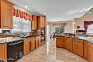 23 Hulsart Ct, Marlboro Township, NJ 07746 - Photo 23
