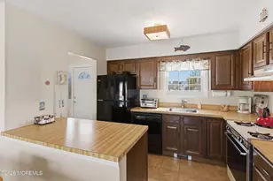 390 Bayview Ave, Bayville, NJ 08721 - Photo 7
