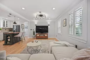 33 Memorial Pkwy, Atlantic Highlands, NJ 07716 - Photo 11