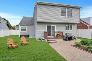 270 Alberta Dr, Saddle Brook Township, NJ 07663 - Photo 17