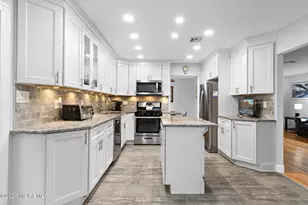 309 Colonial Dr, Toms River Township, NJ 08753 - Photo 11