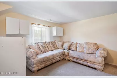 87 Newbury Road, Howell Township, NJ 07731 - Photo 17