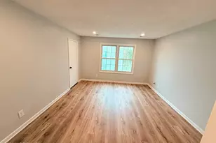 18-5 Augusta Ct, Freehold, NJ 07728 - Photo 17