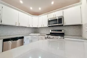 18-5 Augusta Ct, Freehold, NJ 07728 - Photo 11