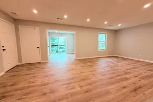 18-5 Augusta Ct, Freehold, NJ 07728 - Photo 3