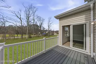 22 Remington Ct, Farmingdale, NJ 07727 - Photo 21