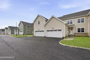 16 Remington Ct, Farmingdale, NJ 07727 - Photo 25