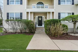 105 Mesa Verde Ln, Howell Township, NJ 07731 - Photo 9