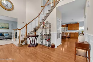 105 Mesa Verde Ln, Howell Township, NJ 07731 - Photo 11