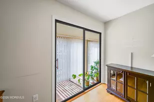 42 Medford Ct, Red Bank, NJ 07701 - Photo 9