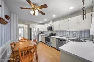 42 Medford Ct, Red Bank, NJ 07701 - Photo 19